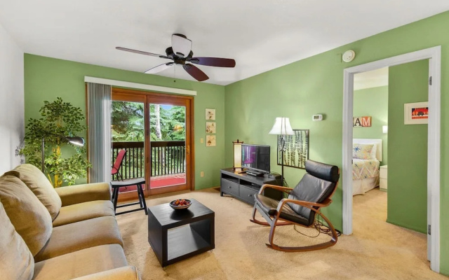 Peaceful Country Club Condo in the Pines