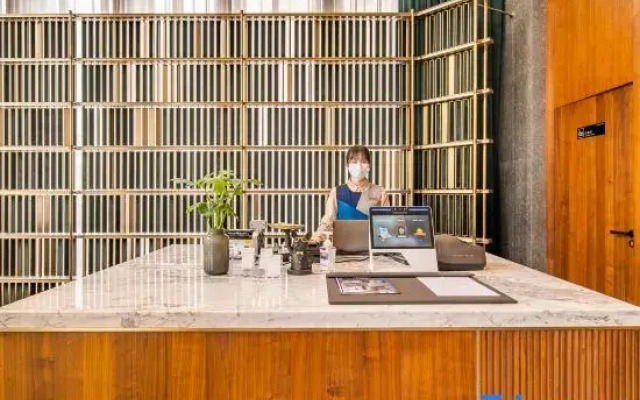 Tianlongwan Yiyue Hotel（Nanning Guangxi University Branch）