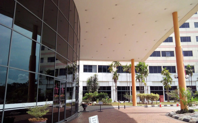 RHR Hotel At Uniten