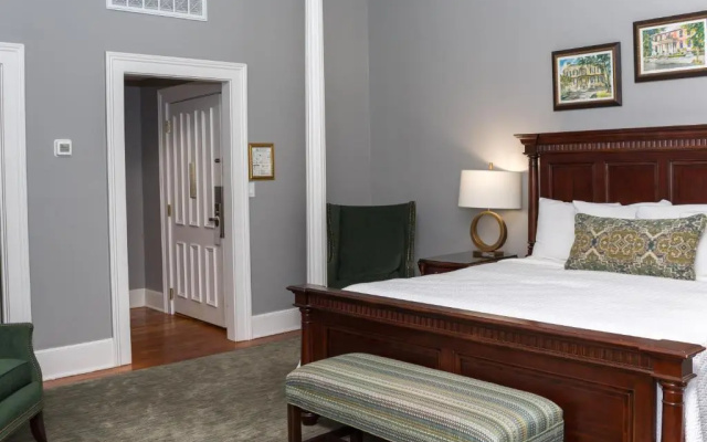 East Bay Inn, Historic Inns of Savannah Collection