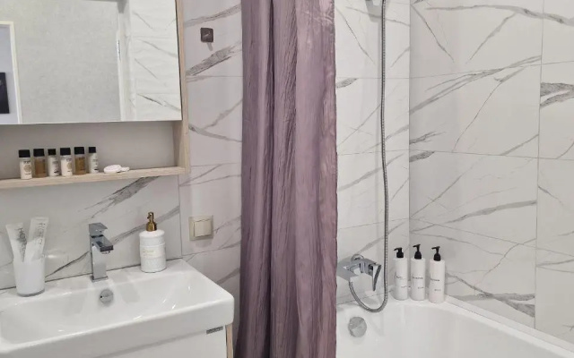 Flatirini (Флатирини) на улице Весенняя 21К