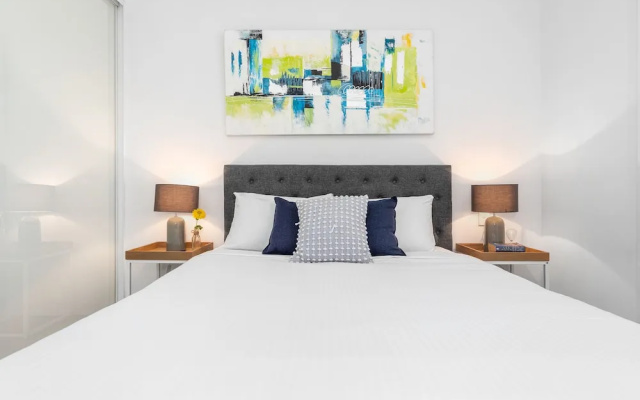 Waterloo St Apartments by Urban Rest