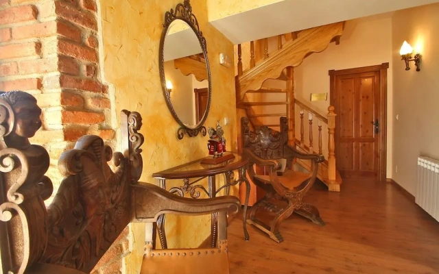 Posada Medieval El Manjon