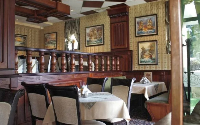 Dukov Hotel