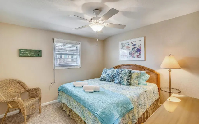 Beachfront Seashell by Ryson Vacation Rentals