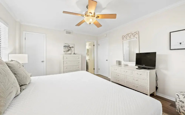 Seaside Beach & Racquet 5214