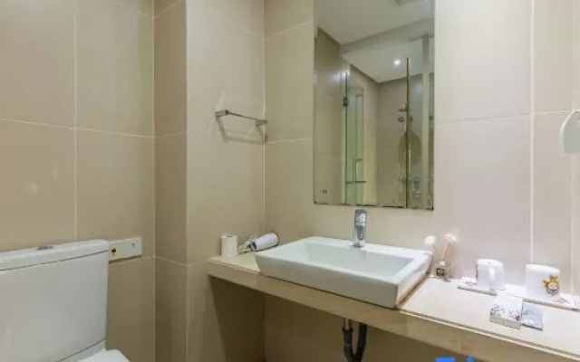 Sanya Forest Coast Pool Resort