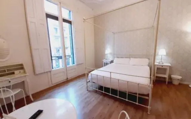 Lumine Luxury Suites by gaiarooms