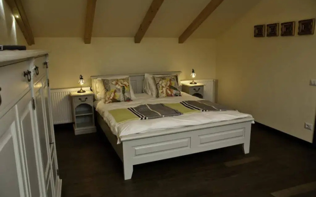 Arina Apartments