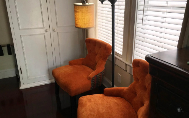 Duval Gardens at Southernmost Beach Resort – Adults Only