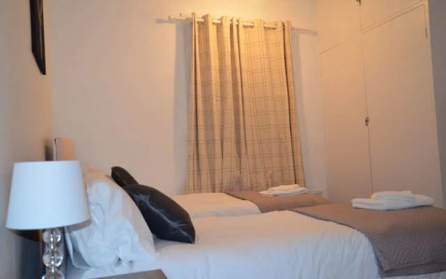 People Boxes Apartments - 74 Highbury