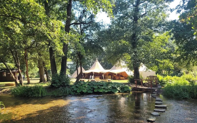 2-person Bell Tent Stay at Old Vicarage Campsite