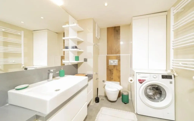 Delightful Flat With Shared Pool in Konyaalti