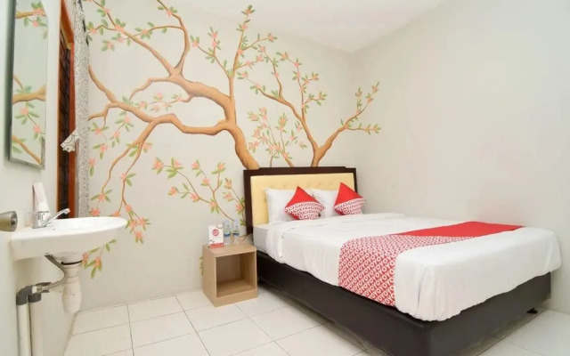 OYO 1040 Ace Hotel