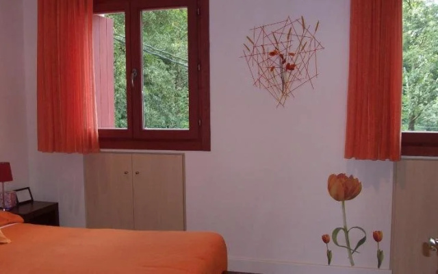 Hostal Rural Arrobi Borda