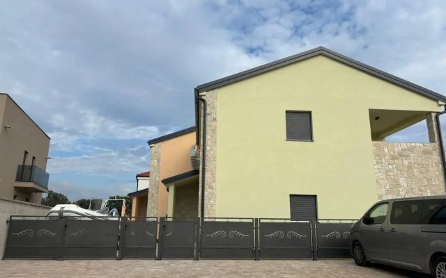Holiday Homes Basilica