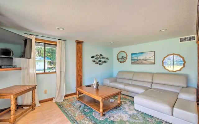 Riverfront Apt w/ Kayak Launch in Dunnellon