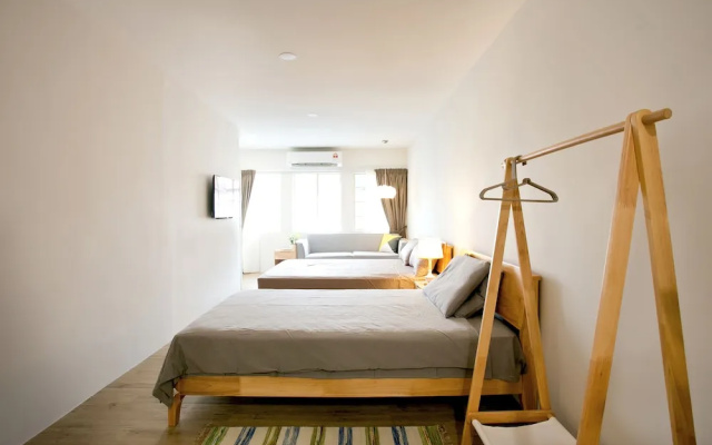 16 Gurney Homestay