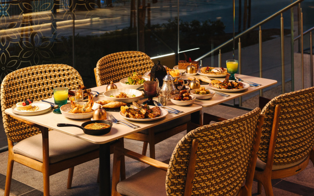 Отель InterContinental Residences Dubai Business Bay by IHG