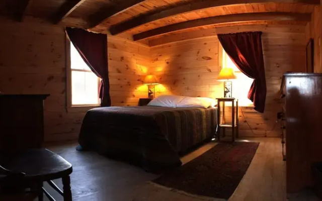 Bald Mountain Camps Resort