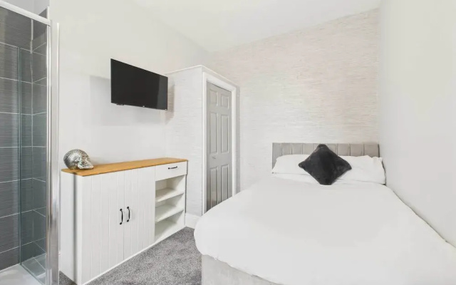 Host Stay Crosby House