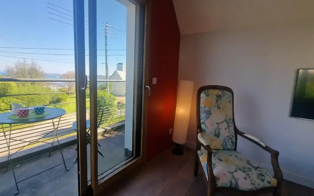 Cottage in Plougasnou Near Stunning Beaches
