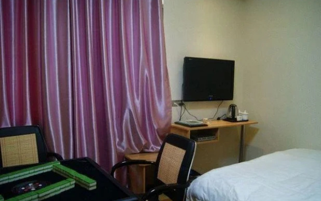 Libo Huatai Business Hotel