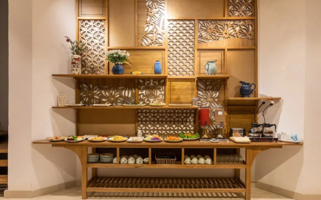 Daisy Boutique Hotel & Apartment