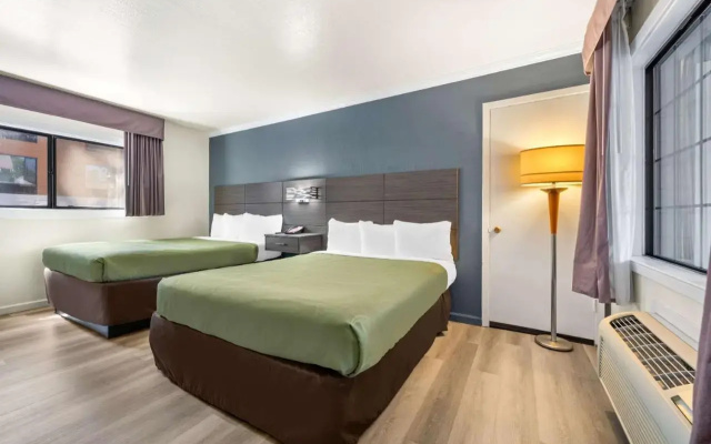Econo Lodge Inn & Suites South Lake Tahoe