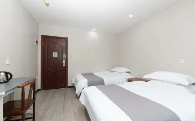 Shenzhen Jinxing Business Hotel (Dalang Commercial Area)