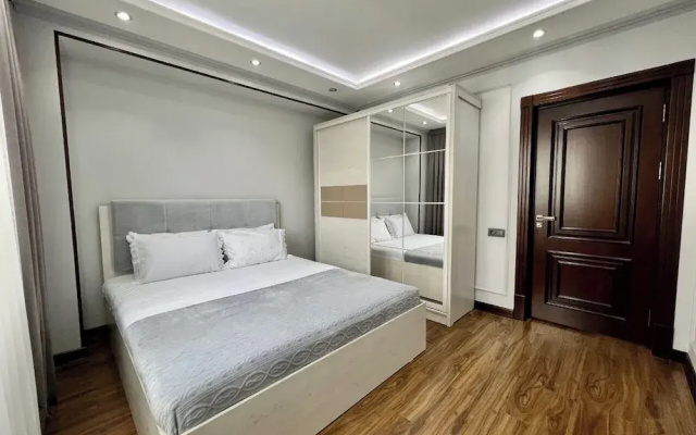Apartments near metro station Minor