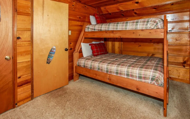 Bear Hug Hideaway