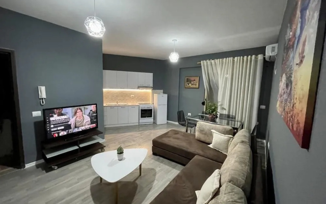 Center Residence