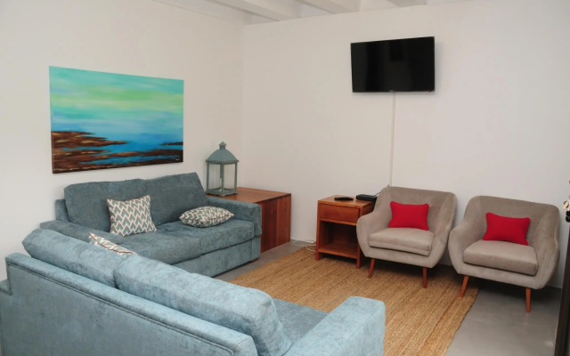 Jesser Point Boat Lodge