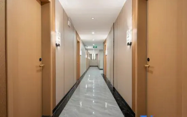Happy Smart Hotel