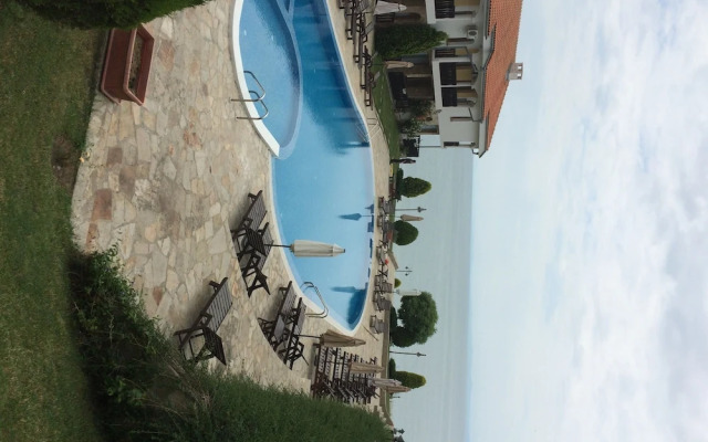 Sun Coast Resort