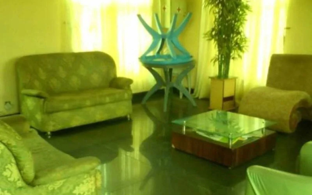 Allonze Hotel