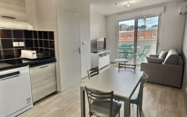 Maisonette With Terrace/garden in Valras-plage