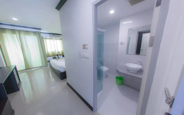 Deluxe Hotel Khon Kaen