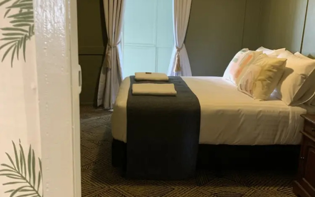Tyalgum hotel