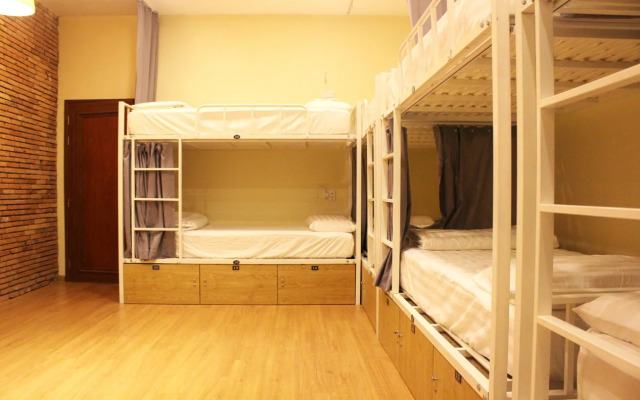 VyDa Backpacker Hostel