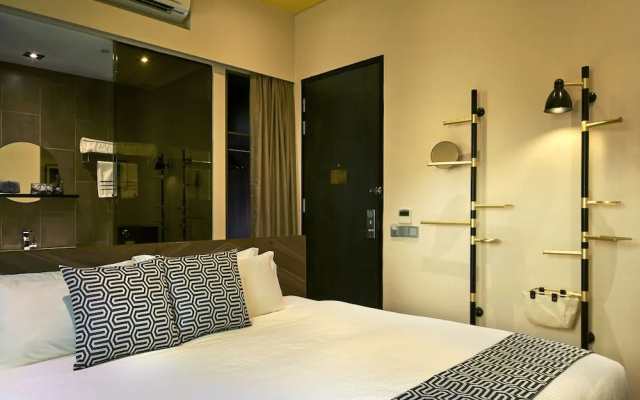 Hotel Yan