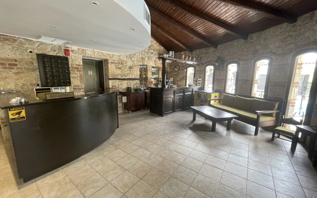 Samel Hotel