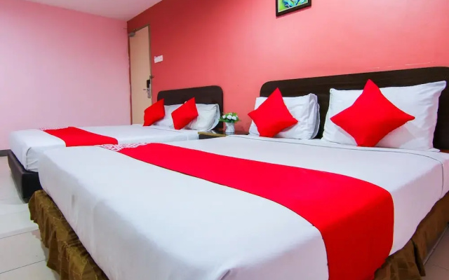 OYO 11343 Hotel Putra Iskandar
