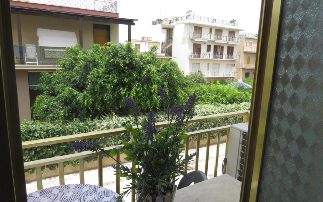 Apartment With one Bedroom in Avola, With Furnished Balcony and Wifi -