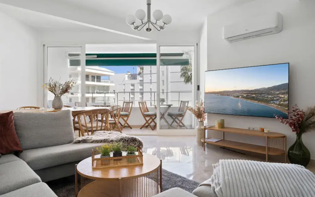 Colina Blanca Family Apartment With Pool by Costarentals - Ref 23