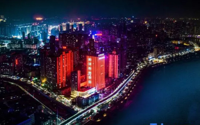 Yellow River Yinran River View Hotel Lanzhou Center