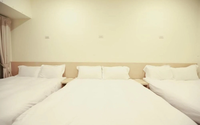 Mango station hotel