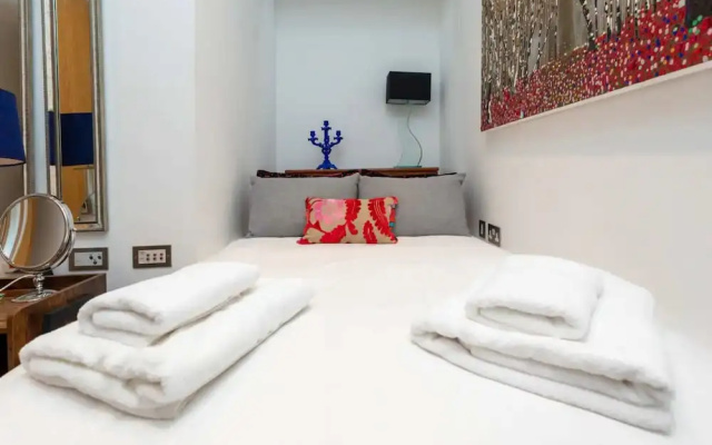 Luxurious 2 Bedroon Flat in the Heart of London