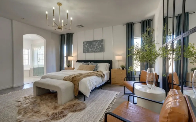 Luxury Goodyear Home w/ Private Pool + Pickleball!
